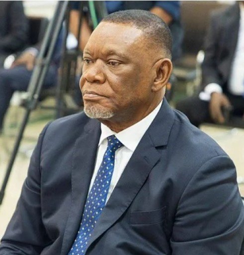 Senyo Dzamefe