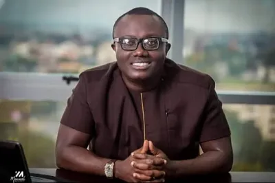 Bola Ray