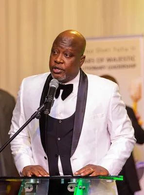 Kwami Sefa Kayi